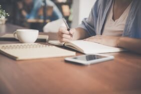 7 Key Ways a Blog Can Help People Find Your Website