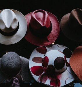 The Power of Six Thinking Hats: A Comprehensive Guide to Making Better Decisions